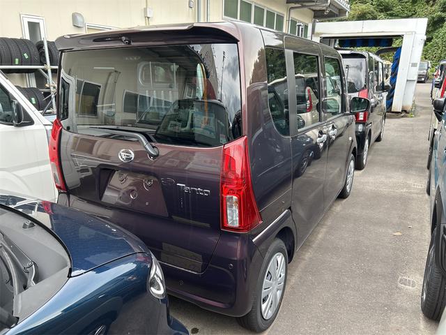 タント Ｌ　届け出済み未使用車　両側スライドドア　クリアランスソナー　衝突被害軽減システム　オートライト　ＬＥＤヘッドランプ　スマートキー　アイドリングストップ　電動格納ミラー　ＣＶＴ　盗難防止システム　ＡＢＳ（13枚目）