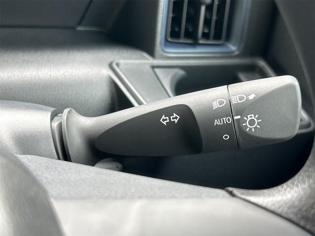 タント Ｌ　届け出済み未使用車　バックカメラ　両側スライドドア　クリアランスソナー　レーンアシスト　衝突被害軽減システム　オートライト　ＬＥＤヘッドランプ　スマートキー　アイドリングストップ　電動格納ミラー（5枚目）