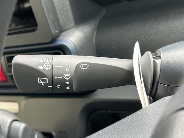 タント Ｌ　届け出済み未使用車　バックカメラ　両側スライドドア　クリアランスソナー　レーンアシスト　衝突被害軽減システム　オートライト　ＬＥＤヘッドランプ　スマートキー　アイドリングストップ　電動格納ミラー（6枚目）