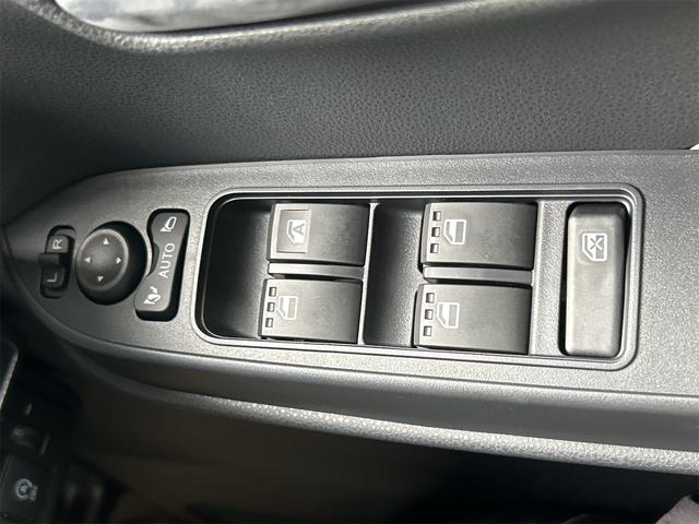 タント Ｌ　届け出済み未使用車　バックカメラ　両側スライドドア　クリアランスソナー　レーンアシスト　衝突被害軽減システム　オートライト　ＬＥＤヘッドランプ　スマートキー　アイドリングストップ　電動格納ミラー（9枚目）