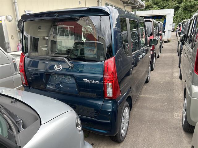タント Ｌ　届け出済み未使用車　バックカメラ　両側スライドドア　クリアランスソナー　レーンアシスト　衝突被害軽減システム　オートライト　ＬＥＤヘッドランプ　スマートキー　アイドリングストップ　電動格納ミラー（13枚目）