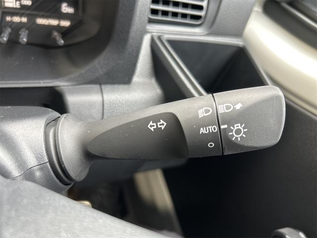 オートライト機能付きなのでつけ忘れや消し忘れの心配もありません。