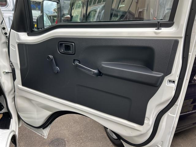 ご覧いただきありがとうございます♪気になったお車がありましたらお気軽にお電話をください♪