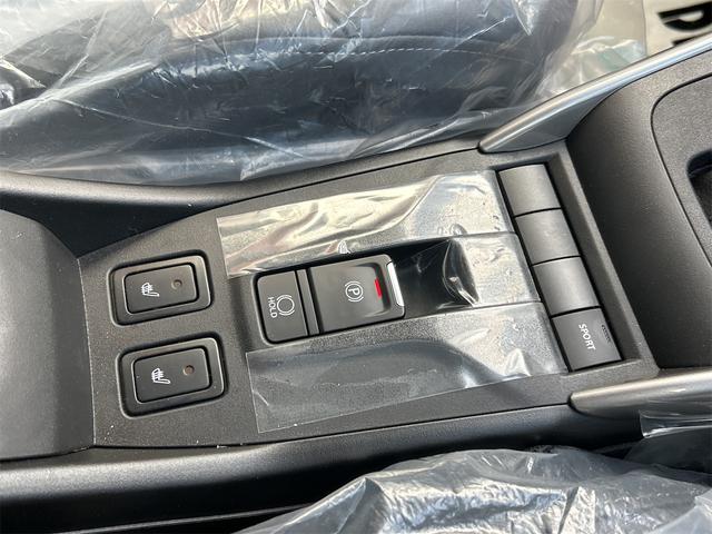 フロンクス ベースグレード　全周囲カメラ　クリアランスソナー　オートクルーズコントロール　レーンアシスト　衝突被害軽減システム　ナビ　ＴＶ　オートライト　ＬＥＤヘッドランプ　アルミホイール　スマートキー　アイドリングストップ（10枚目）