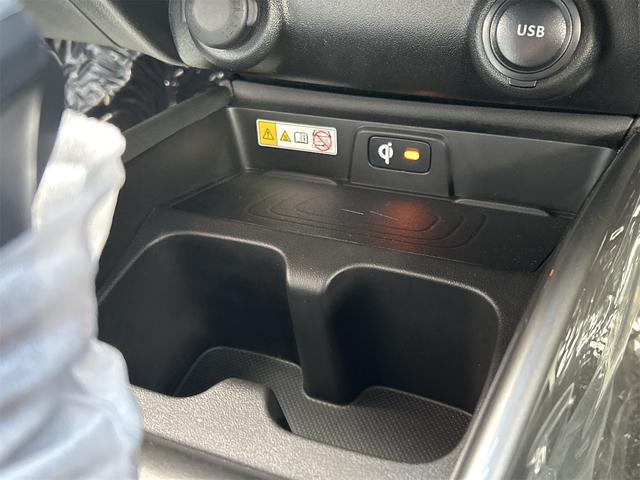 フロンクス ベースグレード　全周囲カメラ　クリアランスソナー　オートクルーズコントロール　レーンアシスト　衝突被害軽減システム　ナビ　ＴＶ　オートライト　ＬＥＤヘッドランプ　アルミホイール　スマートキー　アイドリングストップ（33枚目）