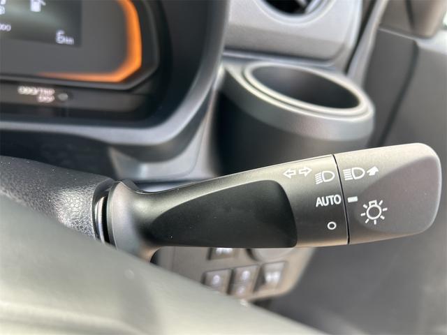 ミライース Ｌ　ＳＡＩＩＩ　届け出済み未使用車　クリアランスソナー　衝突被害軽減システム　オートマチックハイビーム　オートライト　キーレスエントリー　アイドリングストップ　ＣＶＴ　盗難防止システム　ＡＢＳ　ＥＳＣ　衝突安全ボディ（8枚目）