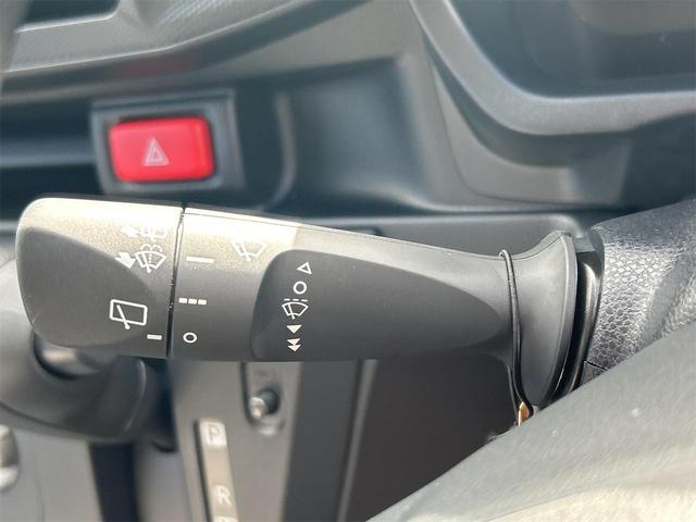 ミライース Ｌ　ＳＡＩＩＩ　届け出済み未使用車　クリアランスソナー　衝突被害軽減システム　オートマチックハイビーム　オートライト　キーレスエントリー　アイドリングストップ　ＣＶＴ　盗難防止システム　ＡＢＳ　ＥＳＣ　衝突安全ボディ（9枚目）