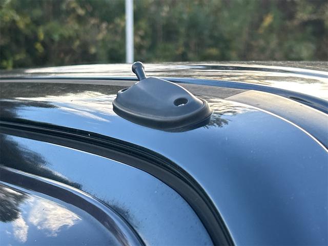 ジムニー ランドベンチャー　４ＷＤ　ドライブレコーダー　キーレスエントリー　電動格納ミラー　シートヒーター　ＡＴ　ＡＢＳ　アルミホイール　衝突安全ボディ　エアコン　パワーステアリング　パワーウィンドウ（26枚目）