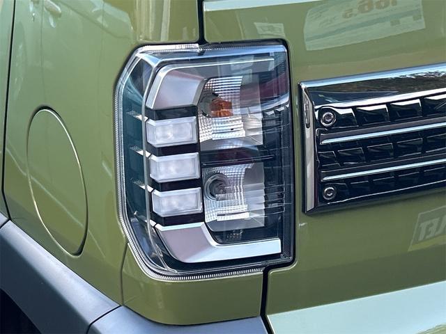 タフト Ｇ　ダーククロムベンチャー　４ＷＤ　バックカメラ　ＴＶ　クリアランスソナー　　衝突被害軽減システム　オートライト　ＬＥＤヘッドランプ　ヘッドライトウォッシャー　スマートキー　アイドリングストップ　電動格納ミラー（16枚目）