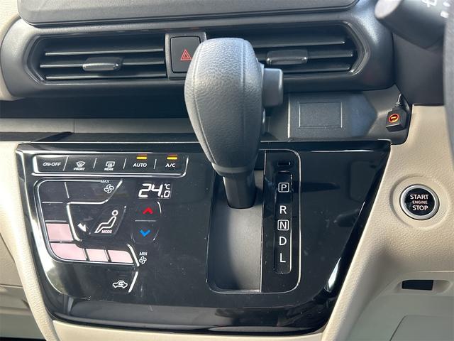 ルークス Ｘ　全周囲カメラ　両側スライド・片側電動　ナビ　クリアランスソナー　衝突被害軽減システム　オートライト　スマートキー　アイドリングストップ　電動格納ミラー　ベンチシート　ＣＶＴ　盗難防止システム　ＡＢＳ（6枚目）