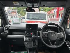 車を運転する際には運転席の存在は欠かせません。なのでしっかりとチェックしたいポイントですね。 4
