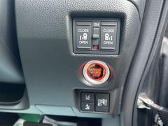 �ץå��奨�󥸥󥹥����ȥ����ƥࡢ���󥸥��ư����ߤ��󥿥å��ǹԤ����Ȥ��Ǥ��ޤ��� 6