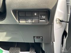 �إ����ɥ�󥰥��ȥåס٥���ޤ���֤���ȼ�ưŪ�˥��󥸥����ߤ���̵�̤�ǳ��������ӽХ������ޤ��ޤ������᤯���󥸥��ƻ�ư������ʤɡ��ɥ饤�С��δ��Фȥ���Τʤ�������������ܻؤ��Ƥ��ޤ��� 6