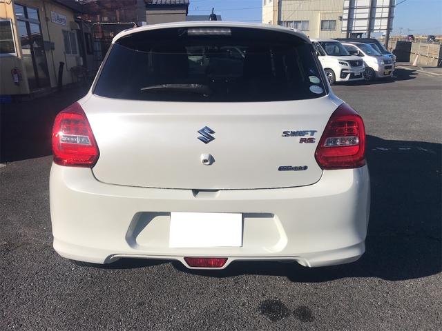 スイフト ハイブリッドＲＳ　４ＷＤ　ＥＴＣ　全周囲カメラ　ＴＶ　アルミホイール　ＬＥＤヘッドランプ　スマートキー　アイドリングストップ　電動格納ミラー　シートヒーター　ＣＶＴ　盗難防止システム　衝突安全ボディ　ＡＢＳ　ＥＳＣ（17枚目）