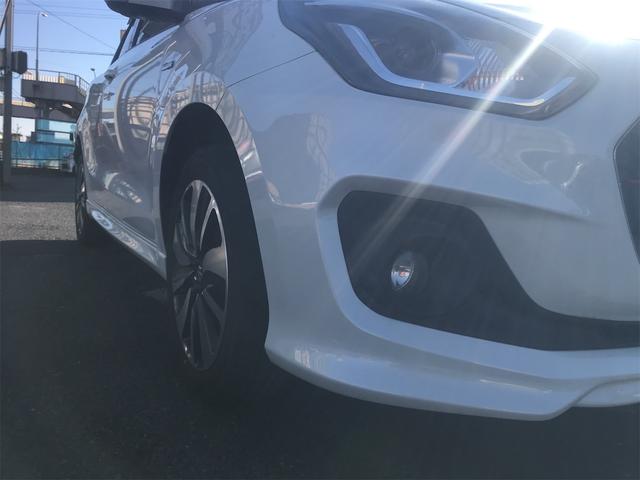 スイフト ハイブリッドＲＳ　４ＷＤ　ＥＴＣ　全周囲カメラ　ＴＶ　アルミホイール　ＬＥＤヘッドランプ　スマートキー　アイドリングストップ　電動格納ミラー　シートヒーター　ＣＶＴ　盗難防止システム　衝突安全ボディ　ＡＢＳ　ＥＳＣ（20枚目）