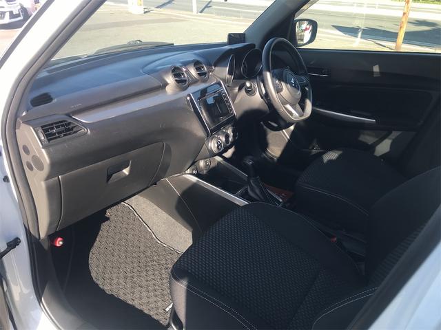 スイフト ハイブリッドＲＳ　４ＷＤ　ＥＴＣ　全周囲カメラ　ＴＶ　アルミホイール　ＬＥＤヘッドランプ　スマートキー　アイドリングストップ　電動格納ミラー　シートヒーター　ＣＶＴ　盗難防止システム　衝突安全ボディ　ＡＢＳ　ＥＳＣ（27枚目）