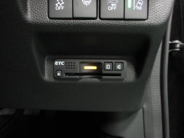 ハイブリッド・Gホンダセンシング 4WD Sパッケージ 純正ナビ TV DVD再生 Bluetooth接続 ETC Bカメラ 衝突被害軽減ブレーキ アダプティブクルーズ レーンキープアシスト 両側パワスラ LEDヘッドライト 1年保証(13枚目)