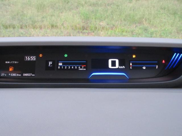 フリード Ｇ・ホンダセンシング　４ＷＤ　純正ナビ　バックカメラ　ＥＴＣ　サイドカーテンエアバッグ　ＬＥＤヘッドライト　純正アルミホイール　本革巻ハンドル　衝突被害軽減ブレーキ　アダプティブクルーズ　誤発進抑制　前後ドラレコ　エンスタ（23枚目）