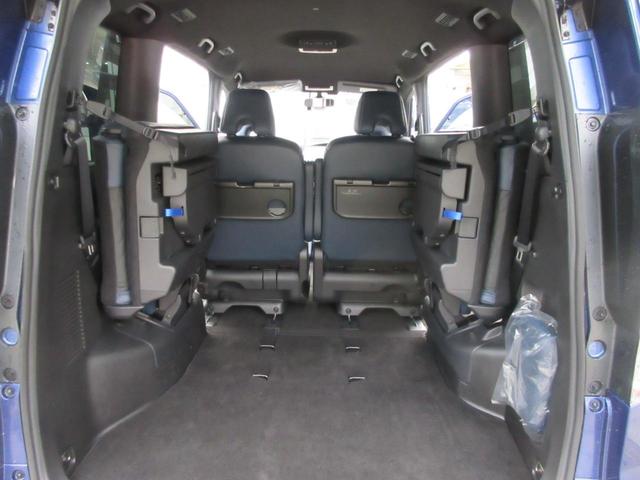 セレナ ｅ－パワー　オーテック　セーフティパッケージ　当社買取車　プロパイロット　パーキングアシスト　シートヒーター　ステアリングヒーター　パナソニック１０インチナビ　アラウンドビュー　電動パーキング　両側電動スライド　前後ドラレコ　ＥＴＣ（28枚目）