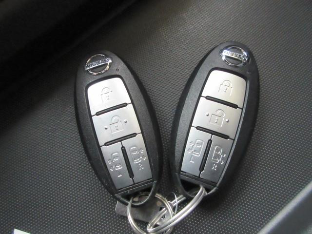 セレナ ｅ－パワー　オーテック　セーフティパッケージ　当社買取車　プロパイロット　パーキングアシスト　シートヒーター　ステアリングヒーター　パナソニック１０インチナビ　アラウンドビュー　電動パーキング　両側電動スライド　前後ドラレコ　ＥＴＣ（50枚目）