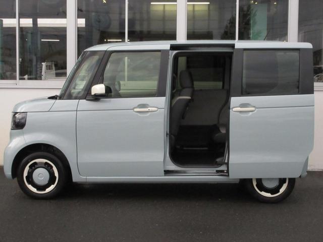 Ｎ－ＢＯＸ ファッションスタイル　４ＷＤ　両側電動スライドドア　シートヒーター　ホンダセンシング　衝突被害軽減ブレーキ　アダプティブクルーズ　パーキングソナー　電動パーキング　スマートキー（17枚目）