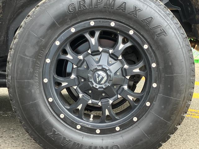 ＦＪクルーザー ベースグレード　寒冷地仕様　純正ナビ　バックカメラ　ルーフラック　フューエルオフロード１７インチアルミ　ＥＴＣ　ワイパーディアイサー　パーキングソナー　リアフォグランプ（4枚目）