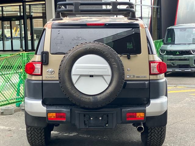 ＦＪクルーザー ベースグレード　寒冷地仕様　純正ナビ　バックカメラ　ルーフラック　フューエルオフロード１７インチアルミ　ＥＴＣ　ワイパーディアイサー　パーキングソナー　リアフォグランプ（24枚目）