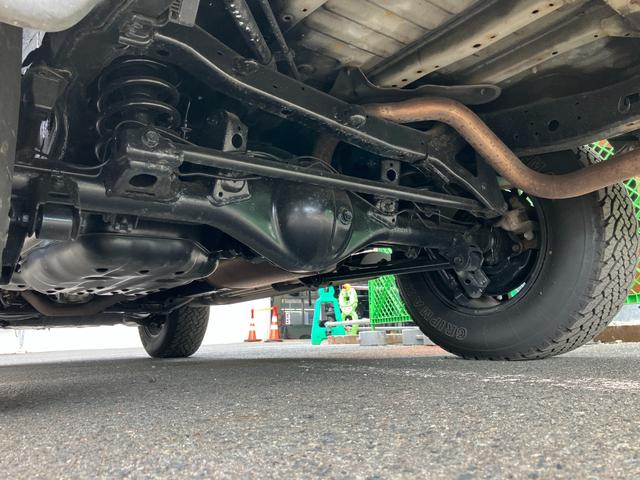 ＦＪクルーザー ベースグレード　寒冷地仕様　純正ナビ　バックカメラ　ルーフラック　フューエルオフロード１７インチアルミ　ＥＴＣ　ワイパーディアイサー　パーキングソナー　リアフォグランプ（25枚目）