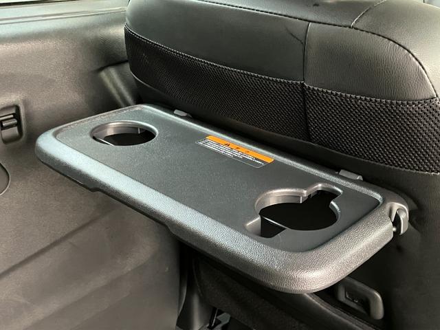 デリカミニ Ｔ　プレミアム　４ＷＤ　オリジナル９インチナビ　全方位モニター　デジタルルームミラー　ＭＩパイロット　両側パワースライドドア　前席シートヒーター　ステアリングヒーター　電動パーキング　リアサーキュレーター　ステリモ（18枚目）