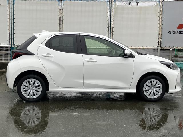 ヤリス ハイブリッドX(13枚目)