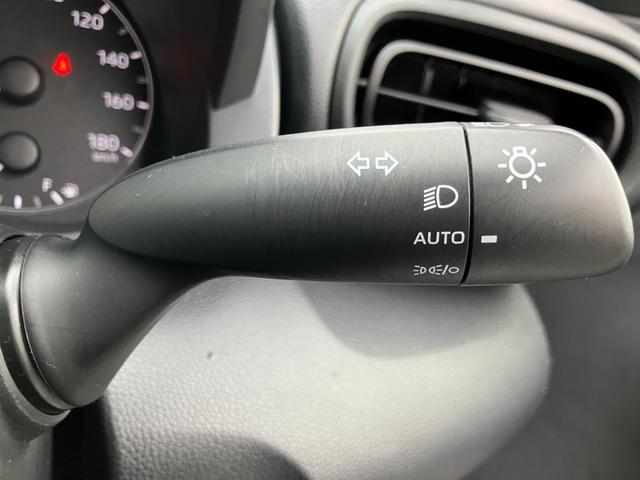 ヤリス ハイブリッドX(27枚目)