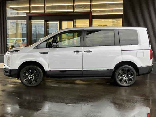 デリカＤ：５ シャモニー　アルパイン１１型ナビ　ナビ連動ＥＴＣ２．０　純正前後ドラレコ　１０年１０万ｋｍ特別保証延長　電動サイドステップ　全方位モニター　ブラインドスポットモニター　パワーシート　電動テールゲート　７人乗り（6枚目）