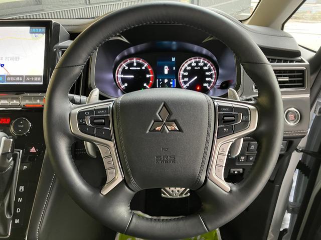 デリカＤ：５ シャモニー　アルパイン１１型ナビ　ナビ連動ＥＴＣ２．０　純正前後ドラレコ　１０年１０万ｋｍ特別保証延長　電動サイドステップ　全方位モニター　ブラインドスポットモニター　パワーシート　電動テールゲート　７人乗り（20枚目）