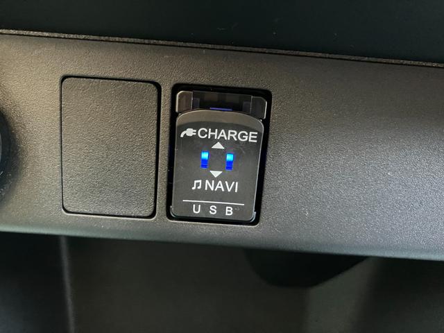 ムーヴキャンバス GホワイトアクセントVS SAIII 4WD 純正ナビ フルセグ CD DVD再生 Bluetooth接続 パノラマモニター 両側電動スライドドア ドラレコ ETC 衝突被害軽減ブレーキ オートハイビーム 1年保証(13枚目)