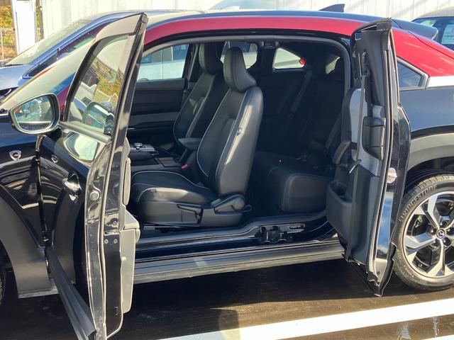 ＭＸ－３０ロータリーＥＶ エディションＲ　スマホ連携ディスプレイ　全方位モニター　ＢＯＳＥサウンド　メモリー付パワーシート　シート＆ステアリングヒーター　レーダークルーズコントロール　ＥＴＣ（9枚目）