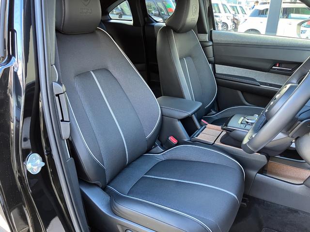 ＭＸ－３０ロータリーＥＶ エディションＲ　スマホ連携ディスプレイ　全方位モニター　ＢＯＳＥサウンド　メモリー付パワーシート　シート＆ステアリングヒーター　レーダークルーズコントロール　ＥＴＣ（14枚目）