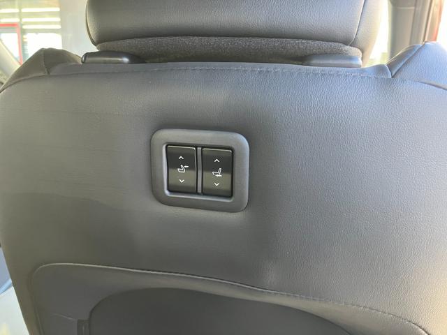 ＭＸ－３０ロータリーＥＶ エディションＲ　スマホ連携ディスプレイ　全方位モニター　ＢＯＳＥサウンド　メモリー付パワーシート　シート＆ステアリングヒーター　レーダークルーズコントロール　ＥＴＣ（18枚目）