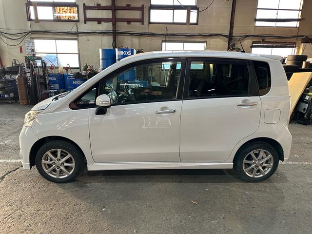 ムーヴ カスタム Xリミテッド 4WD プッシュスタート スマートキー ナビ ワンセグ バックカメラ(2枚目)