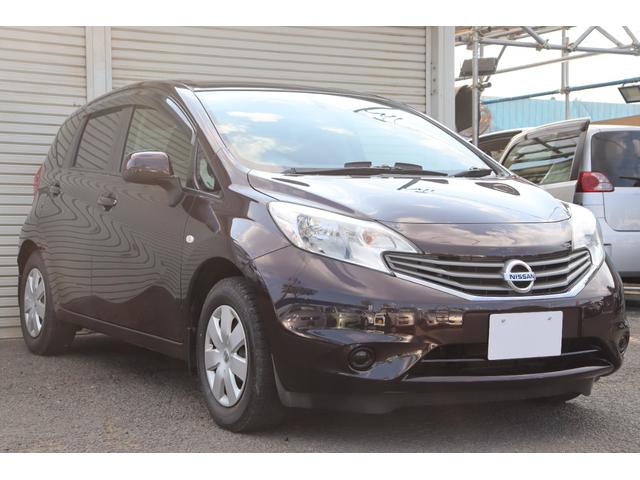 X ラジオデッキ AUX アイドリングストップ スマートキー スペアキー 電格ミラー 冬タイヤ 夏タイヤ車載 内装ツートン 1.3万キロ 修復歴なし タイミングチェーンエンジン 車検令和5年6月まで(5枚目)
