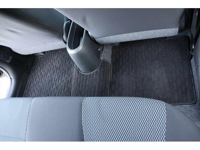 X ラジオデッキ AUX アイドリングストップ スマートキー スペアキー 電格ミラー 冬タイヤ 夏タイヤ車載 内装ツートン 1.3万キロ 修復歴なし タイミングチェーンエンジン 車検令和5年6月まで(54枚目)