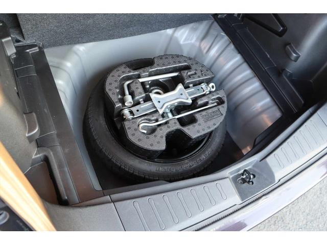X ラジオデッキ AUX アイドリングストップ スマートキー スペアキー 電格ミラー 冬タイヤ 夏タイヤ車載 内装ツートン 1.3万キロ 修復歴なし タイミングチェーンエンジン 車検令和5年6月まで(61枚目)