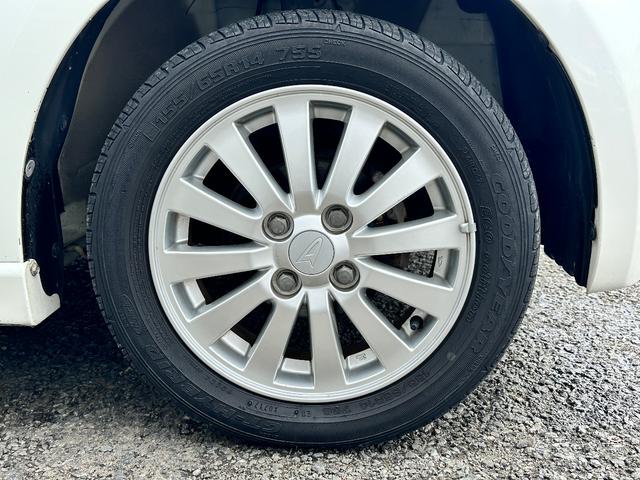 ムーヴ Ｘ　ＶＳ　ＩＩＩ　車検２年　１ヶ月保証　修復歴なし　禁煙車　ＥＴＣ　ナビ　ＴＶ　スマートキー　電動格納ミラー　ベンチシート　ＣＶＴ　盗難防止システム　ＡＢＳ　アルミホイール　衝突安全ボディ　エアコン（12枚目）