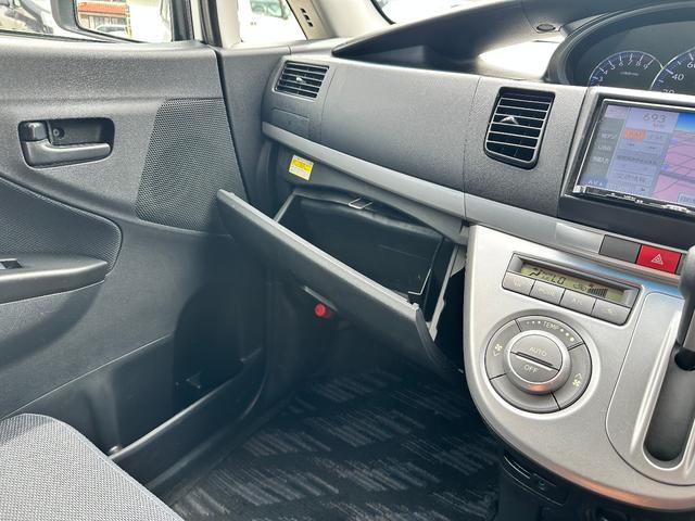 ムーヴ Ｘ　ＶＳ　ＩＩＩ　車検２年　１ヶ月保証　修復歴なし　禁煙車　ＥＴＣ　ナビ　ＴＶ　スマートキー　電動格納ミラー　ベンチシート　ＣＶＴ　盗難防止システム　ＡＢＳ　アルミホイール　衝突安全ボディ　エアコン（17枚目）