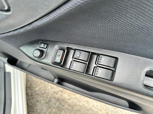 ムーヴ Ｘ　ＶＳ　ＩＩＩ　車検２年　１ヶ月保証　修復歴なし　禁煙車　ＥＴＣ　ナビ　ＴＶ　スマートキー　電動格納ミラー　ベンチシート　ＣＶＴ　盗難防止システム　ＡＢＳ　アルミホイール　衝突安全ボディ　エアコン（32枚目）