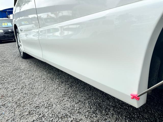 セレナ ハイウェイスターＧ　Ｓ－ハイブリッド　車検２年　１年保証　修復歴なし　禁煙車　ＥＴＣ　全周囲カメラ　ナビ　ＴＶ　クルコン　両側電動スライドドア　スマートキー　アイドリングストップ　電動格納ミラー　３列シート　ウォークスルー　ＣＶＴ（11枚目）