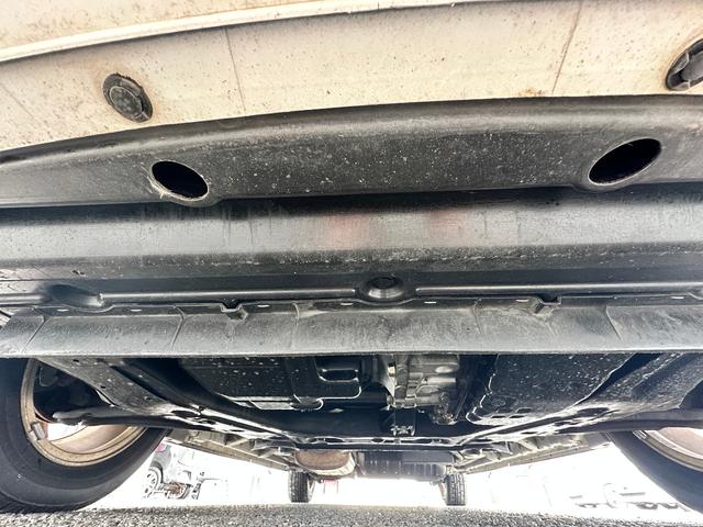 セレナ ハイウェイスターＧ　Ｓ－ハイブリッド　車検２年　１年保証　修復歴なし　禁煙車　ＥＴＣ　全周囲カメラ　ナビ　ＴＶ　クルコン　両側電動スライドドア　スマートキー　アイドリングストップ　電動格納ミラー　３列シート　ウォークスルー　ＣＶＴ（48枚目）