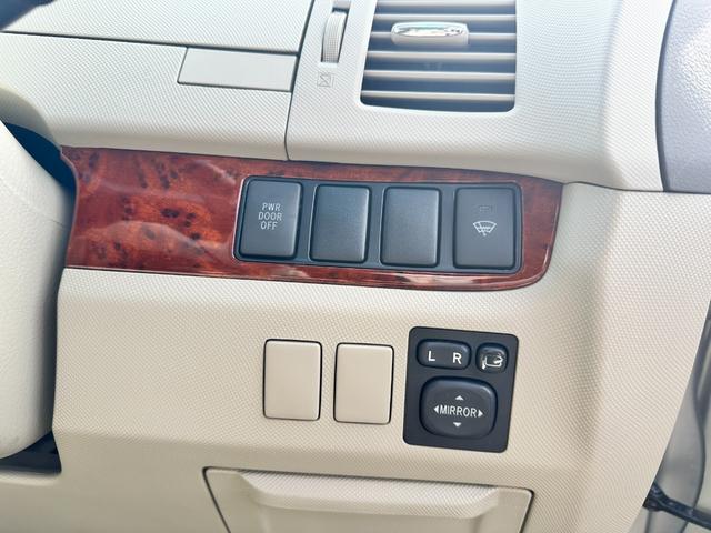 エスティマ ２．４アエラス　Ｇエディション　４ＷＤ　車検２年　１ヶ月保証　修復歴なし　禁煙車　ＥＴＣ　両側電動スライドドア　スマートキー　３列シート　ＣＶＴ　アルミ　盗難防止システム（32枚目）