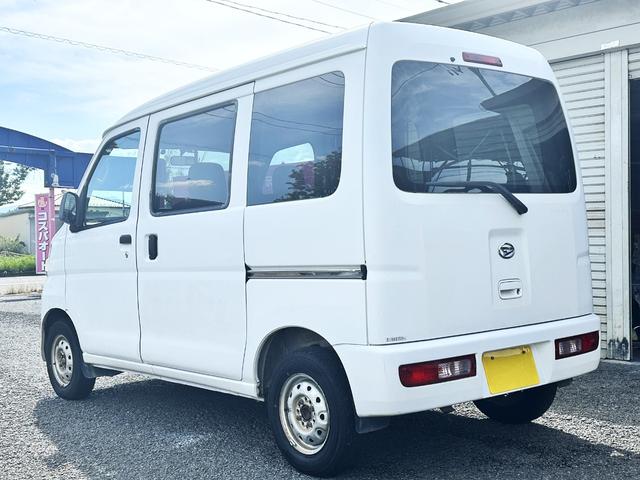 ハイゼットカーゴ ＤＸ　５速マニュアル　車検２年　４ＷＤ　１ヶ月保証　修復歴なし　両側スライドドア　エアコン　パワーステアリング　運転席エアバッグ（3枚目）