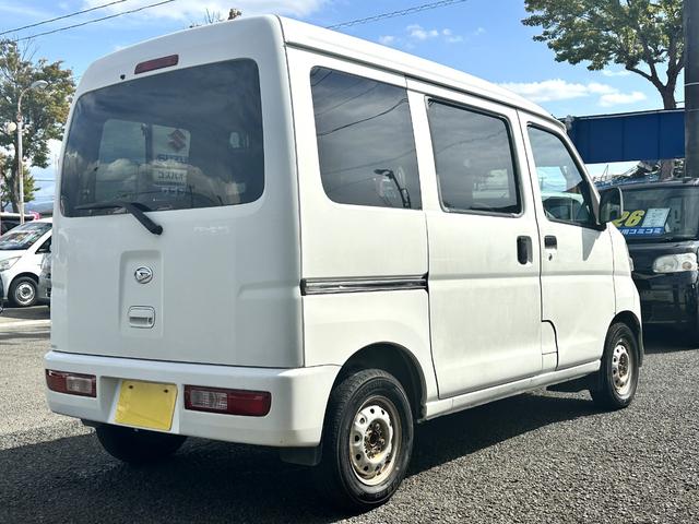 ハイゼットカーゴ ＤＸ　５速マニュアル　車検２年　４ＷＤ　１ヶ月保証　修復歴なし　両側スライドドア　エアコン　パワーステアリング　運転席エアバッグ（4枚目）
