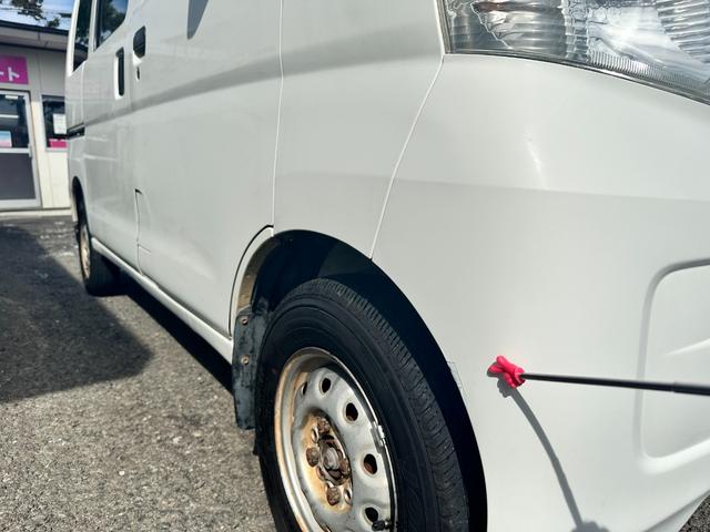 ハイゼットカーゴ ＤＸ　５速マニュアル　車検２年　４ＷＤ　１ヶ月保証　修復歴なし　両側スライドドア　エアコン　パワーステアリング　運転席エアバッグ（10枚目）